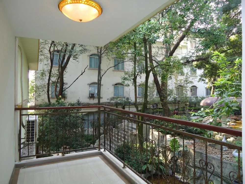 Yinzhan Hot Spring Hotel