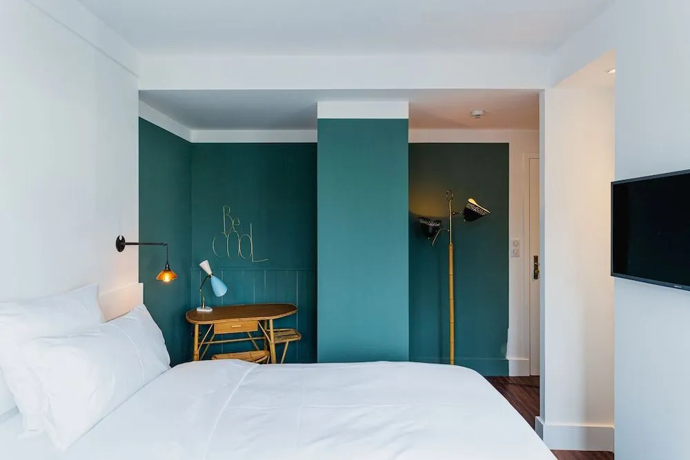 Bateau Libre Hotel
