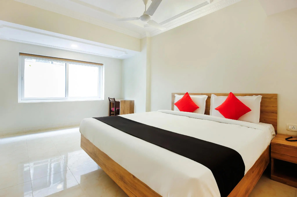 Super Capital O Sri Suprabhat Grand Near Kachiguda Railway Station