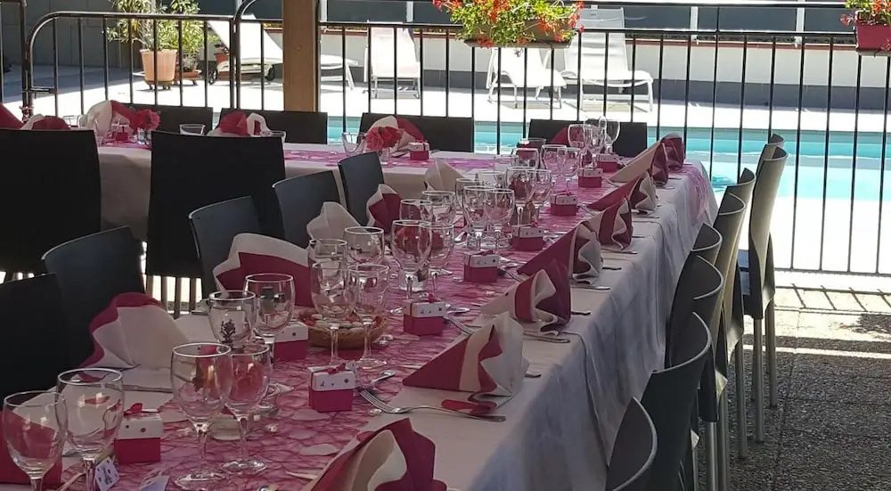 Logis Hôtel Restaurant Cruzel