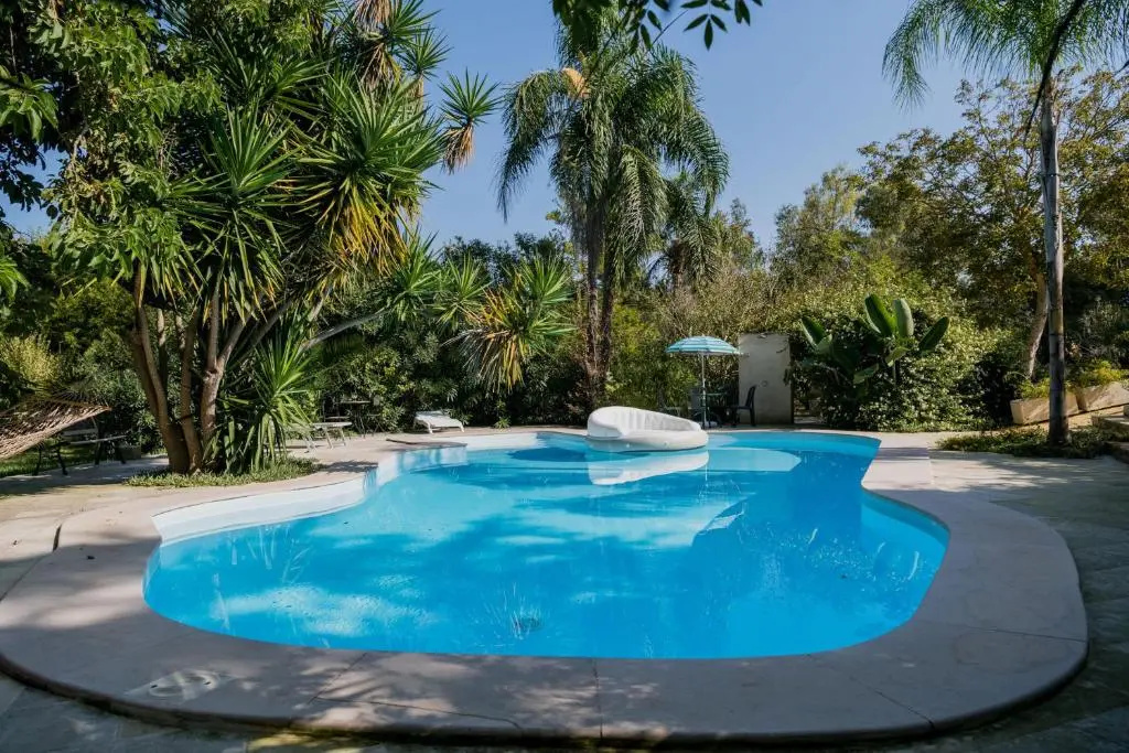 Appartamento uso piscina e campo calcetto m401