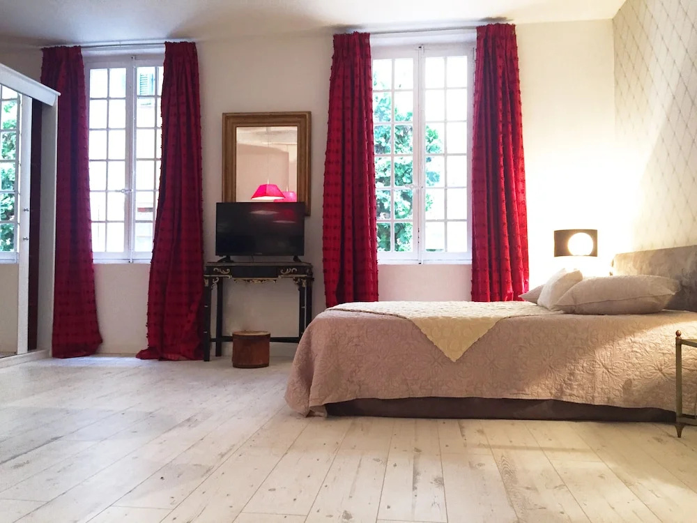 Les Remparts Antibes Location