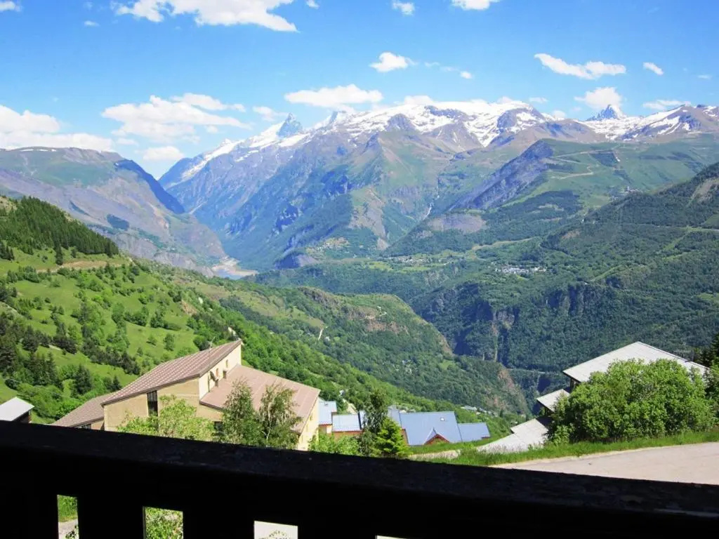 Appartement Auris, 1 pièce, 4 personnes - FR-1-297-30