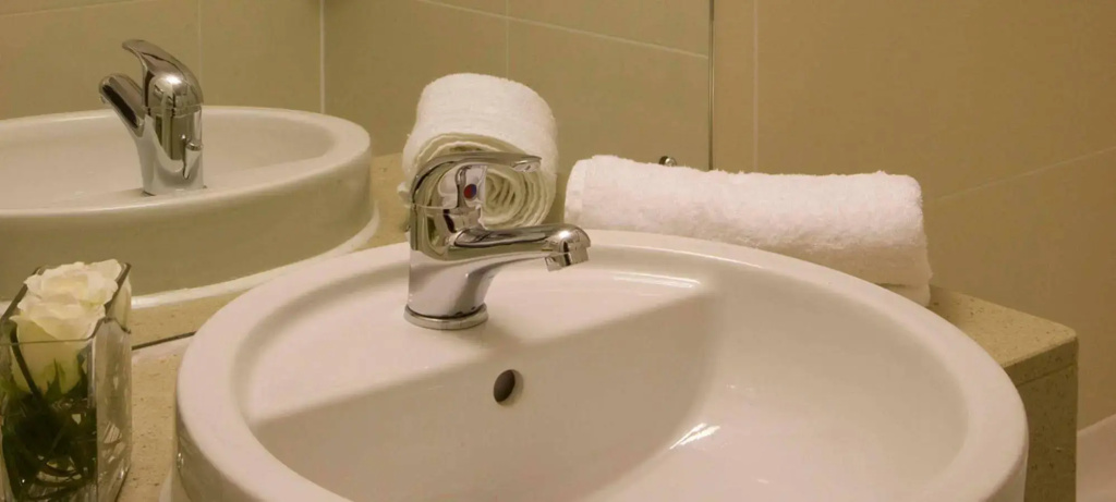 New Hotel & Apartment