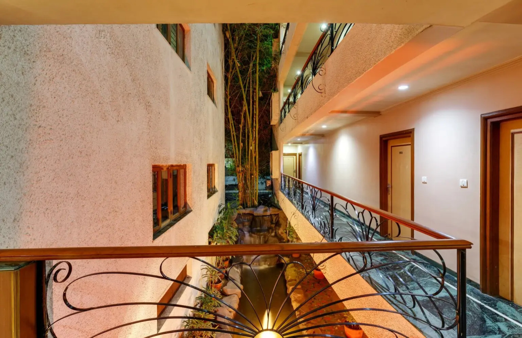 Hotel Woodland