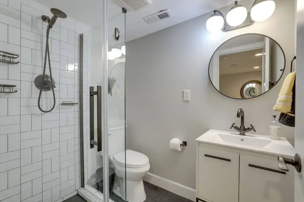 Modern Decatur Getaway ~ 8 Mi to Downtown Atlanta!
