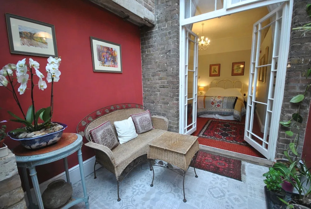 Churchill Guest House