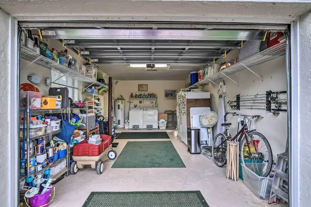 Spacious Naples Home < 1 Mi to Vanderbilt Beach!