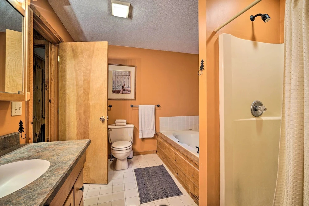 Spacious Dover Home w/ Sauna < 5 Miles to Ski!