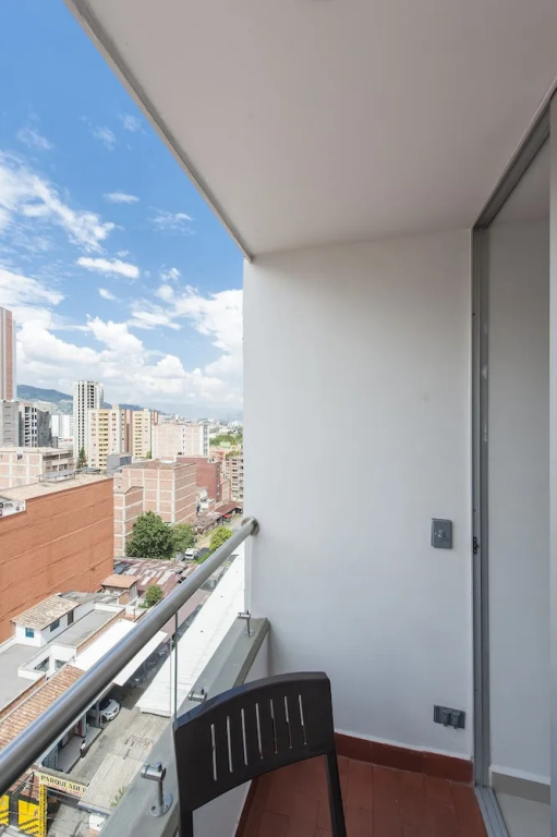 Edificio Portal del Parque by Nomad Guru