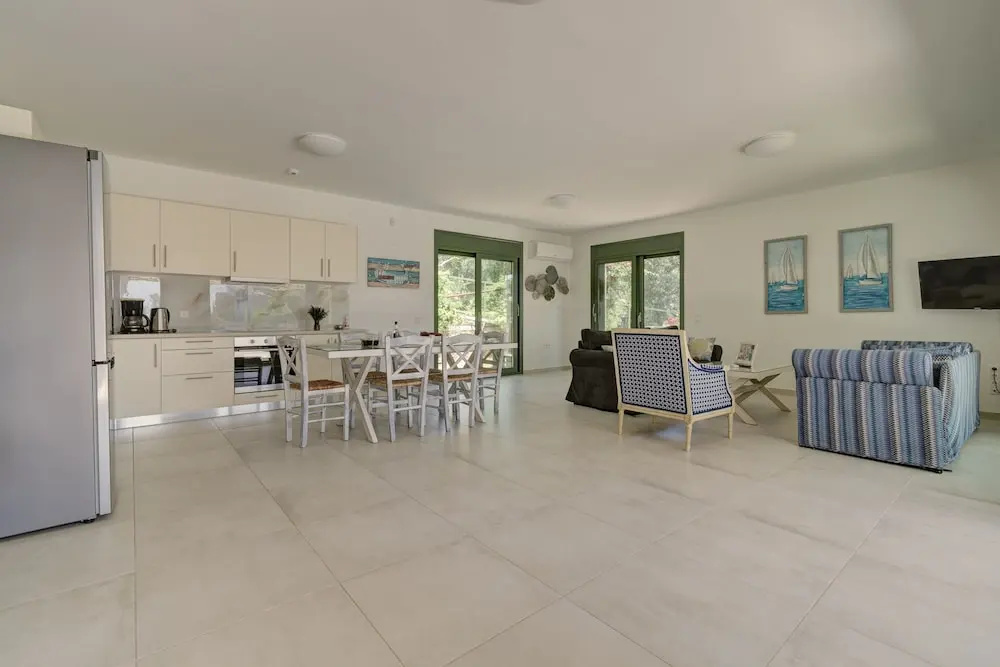 Ouzo Stone House 1 with private pool