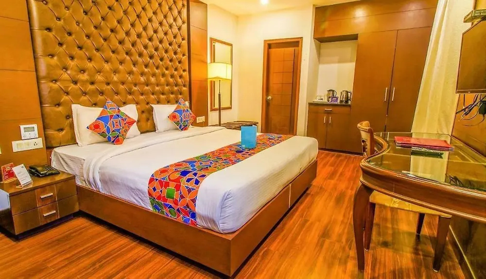Hotel Kian by JMD Group
