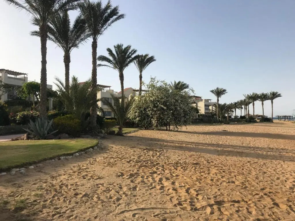 Chalet with Roof at Laguna Bay-Ain EL Sokhna