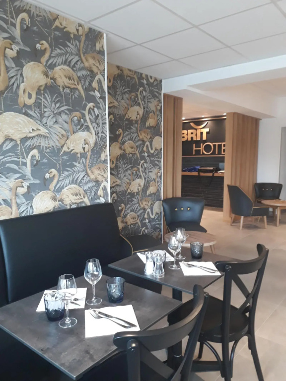 Brit Hotel Reims La Neuvillette