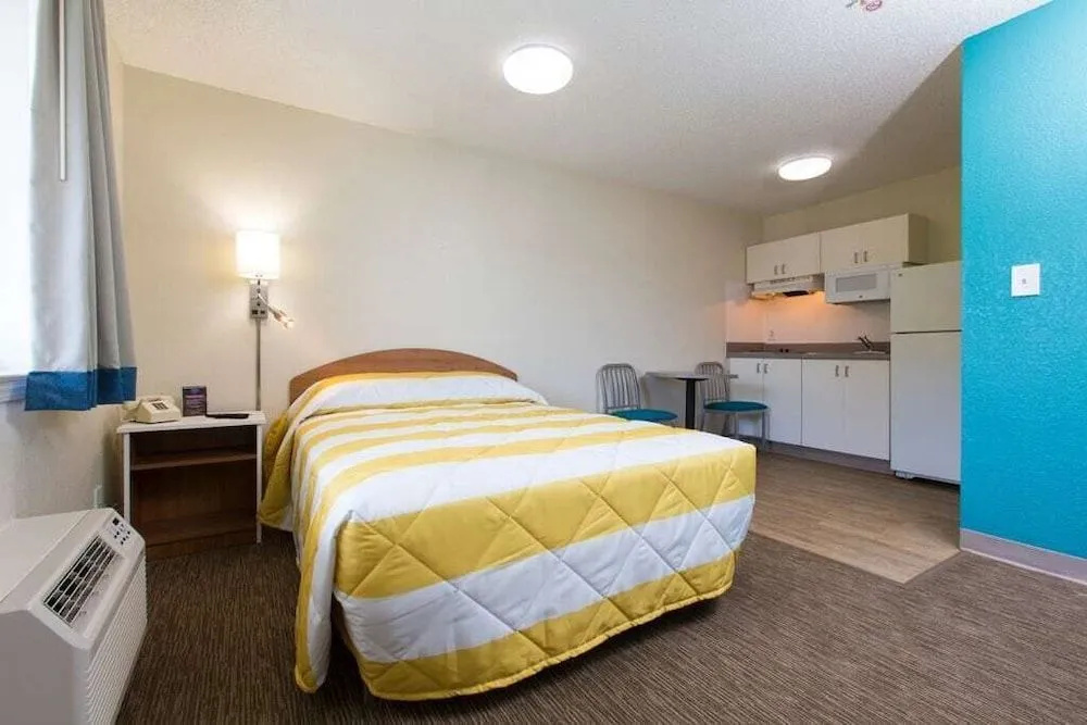 InTown Suites Extended Stay Matthews NC - East Independence