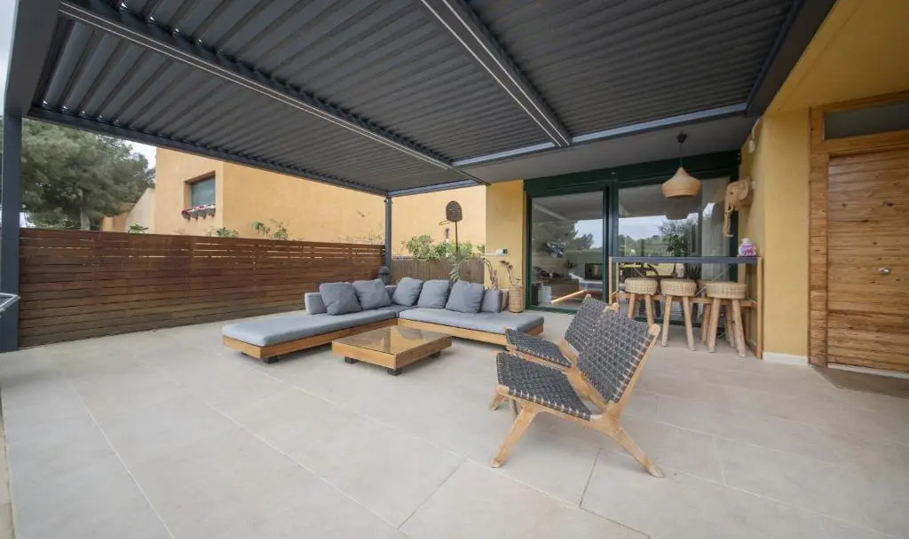 TH150 Modern house in Tamarit with private pool