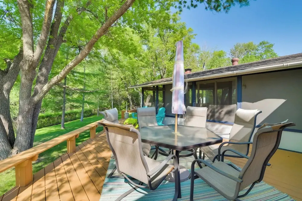 Home Rental on Detroit Lake Dock, Game Room!