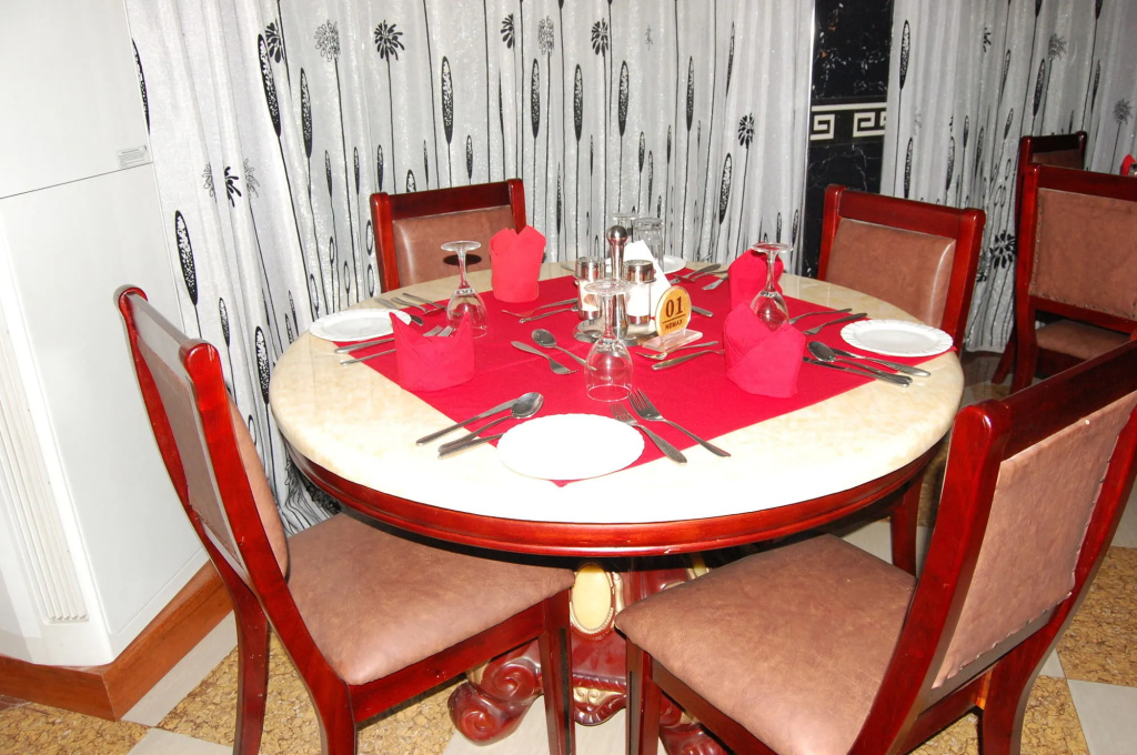 Nemax Royal Hotel