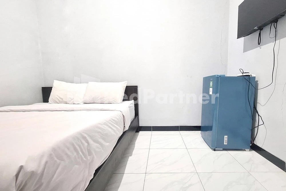 Vins Homestay Kroya Mitra RedDoorz