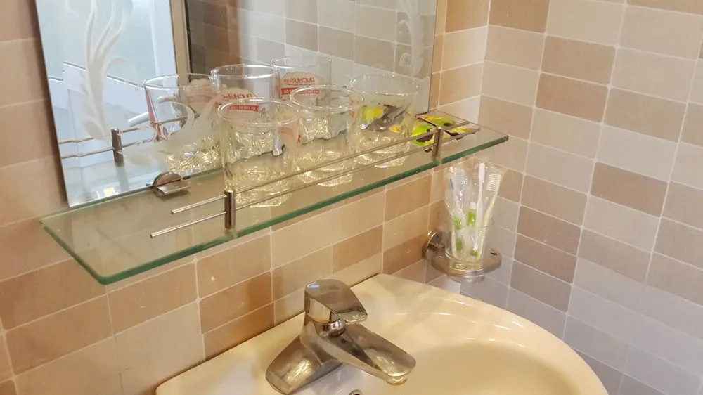 Quyet Tinh Hotel
