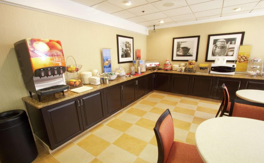 Hampton Inn Clarks Summit