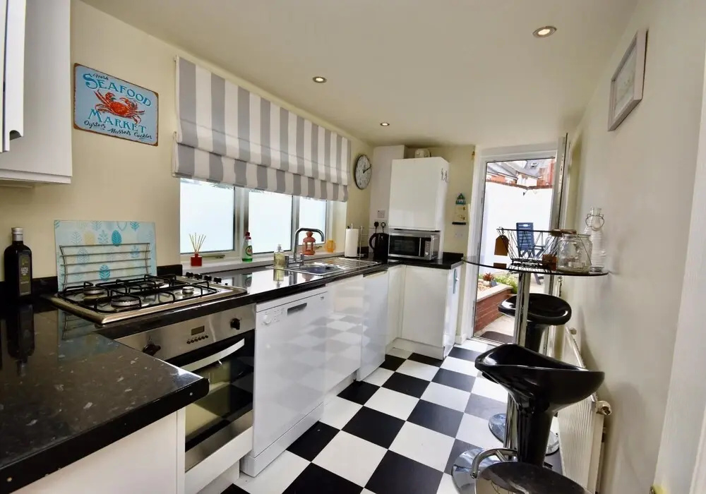 Boat House Centrally Located in the Sailing Mecca of Cowes