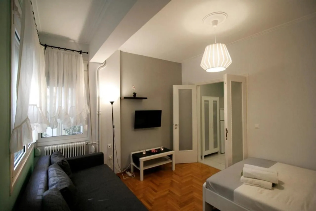 Luxury flat in Kolonaki, 3’ Metro