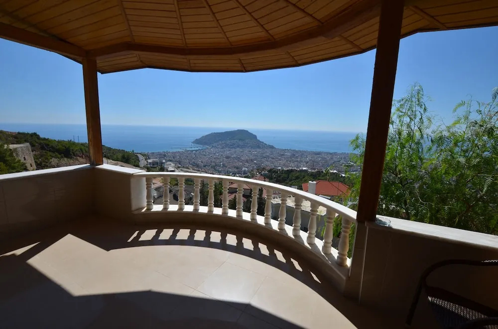 Bektas Villa 2