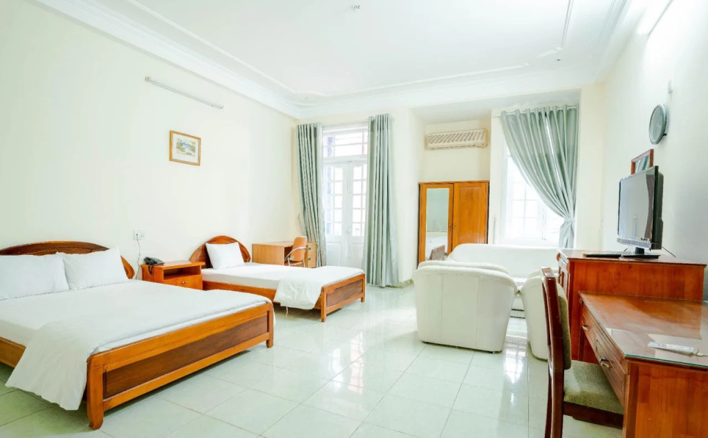 Thanh Lan Riverside Hotel Da Nang