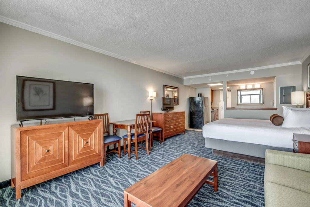 Beachfront Condo at Dunes Village Resort