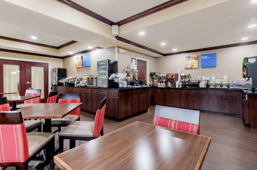 Comfort Inn & Suites Hillsville I-77