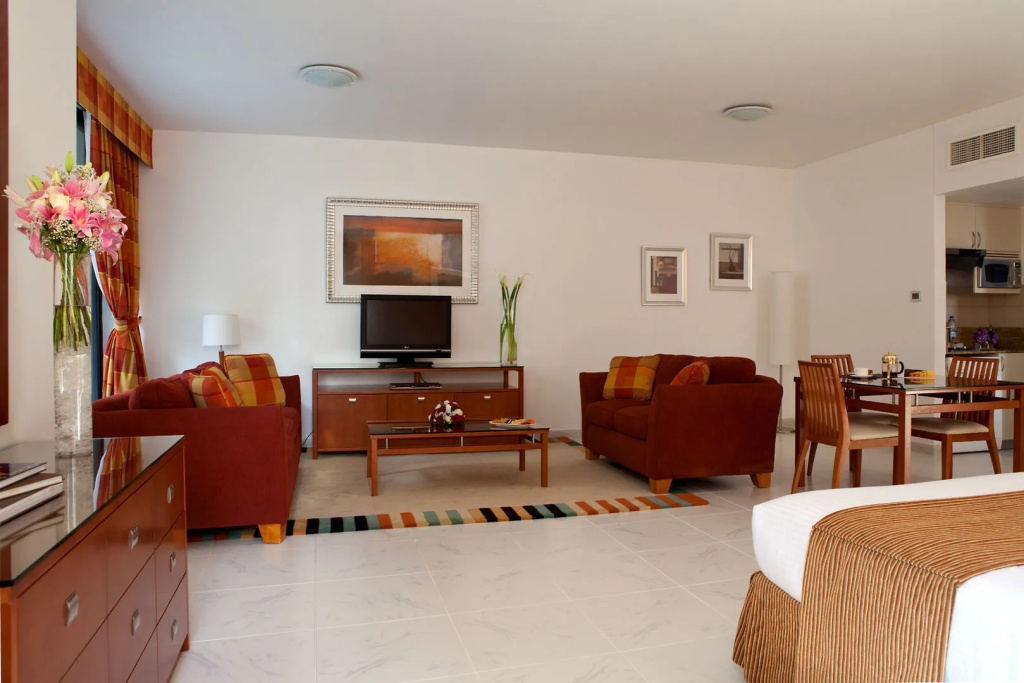 Golden Sands Suites