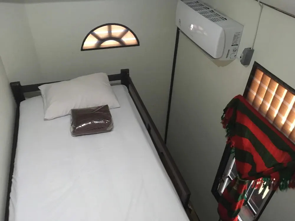 Arut Riverside Guesthouse