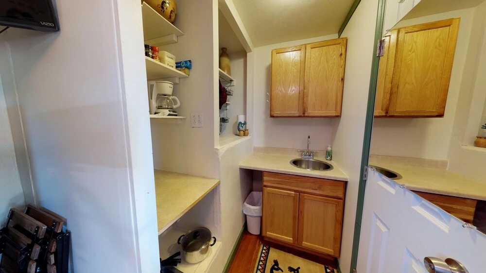 The Cozy Kokopelli Studio Cabin