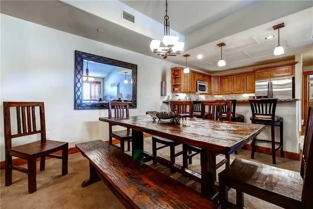 5306 Emerald Lodge, Trappeur's Crossing Apartment 4