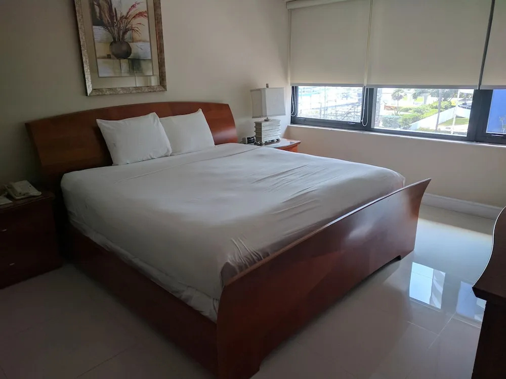 Alexander by Design Suites
