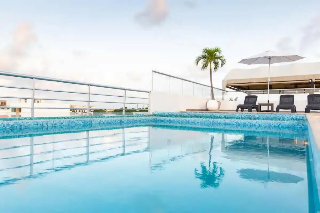 Soho Playa Hotel