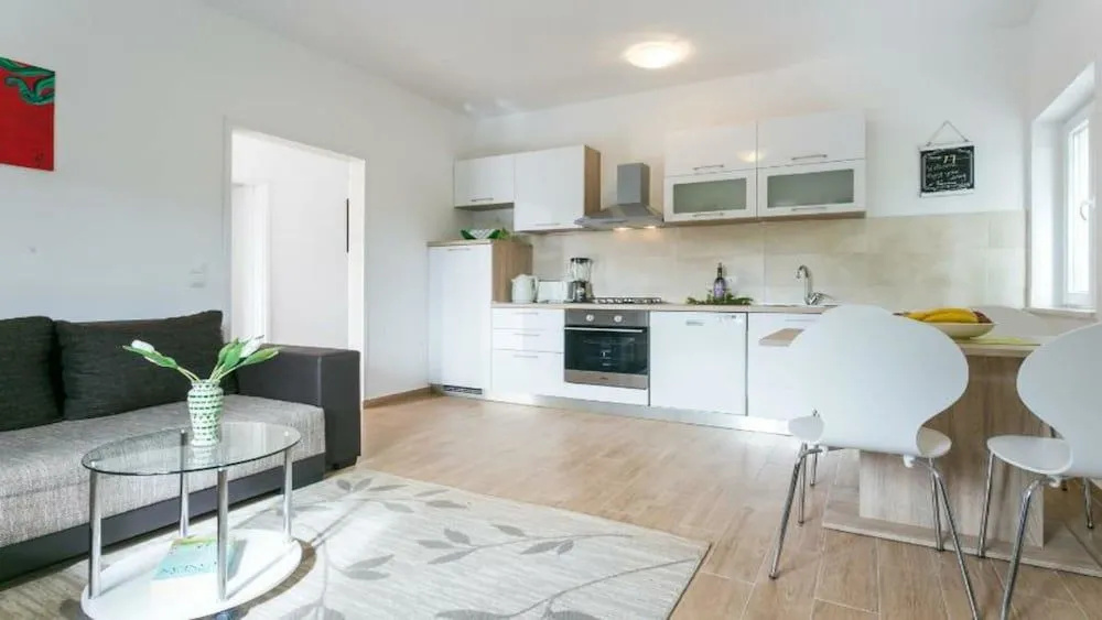 Klepo Apartment