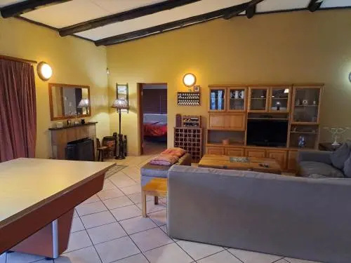Da Gama Lake Cottages - Coral Tree