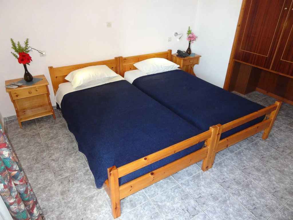 Michalis Studios & Apartments