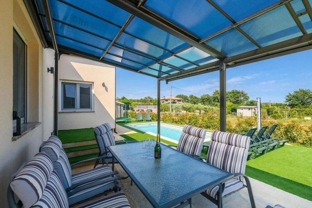3 Bedroom Cozy Home In Banjole