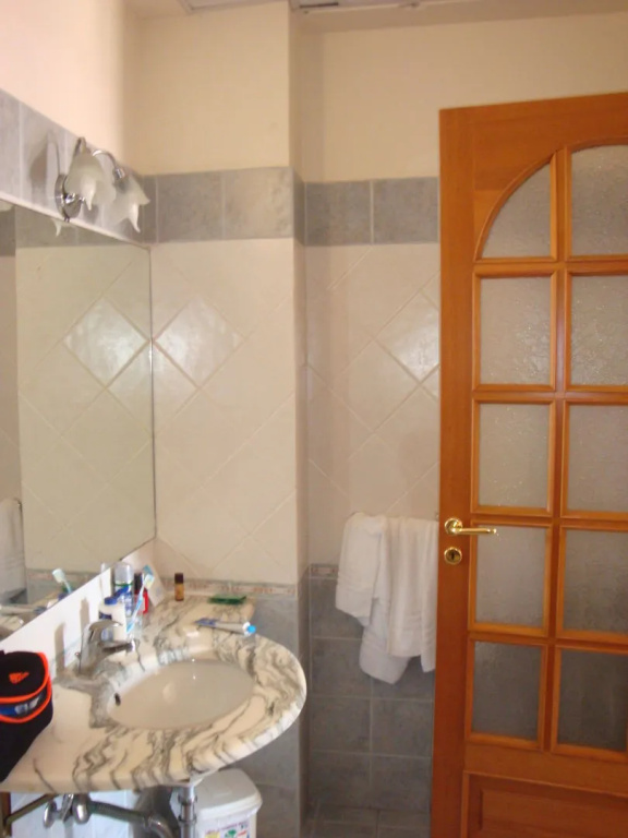 EliHotel