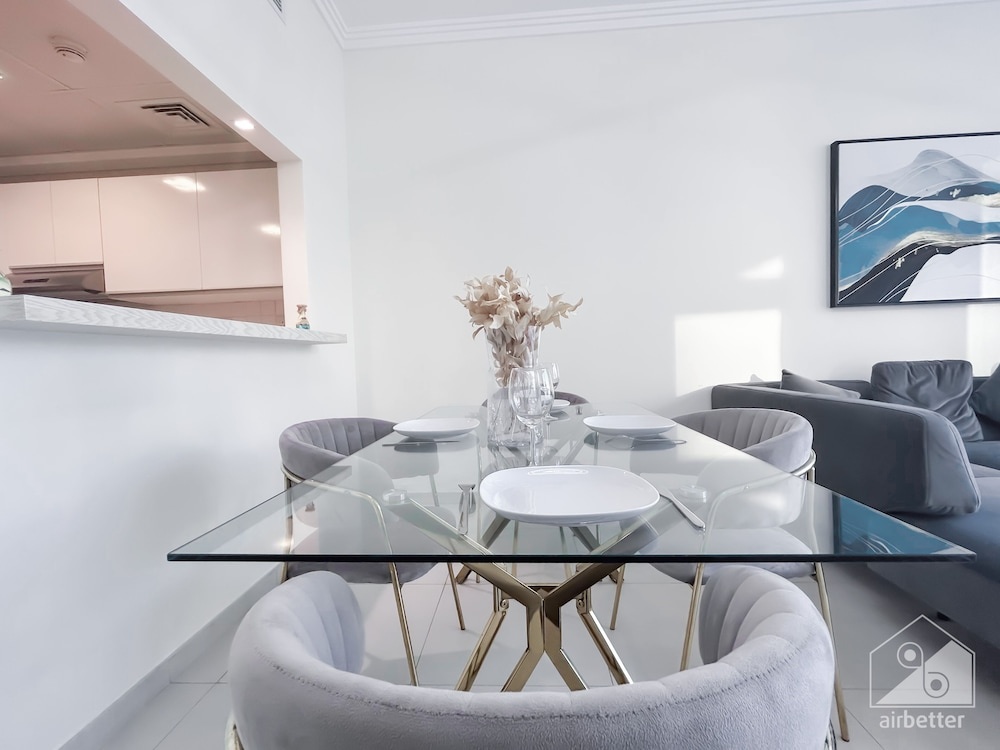 Luxurious 1B Seaview Apartment in JBR