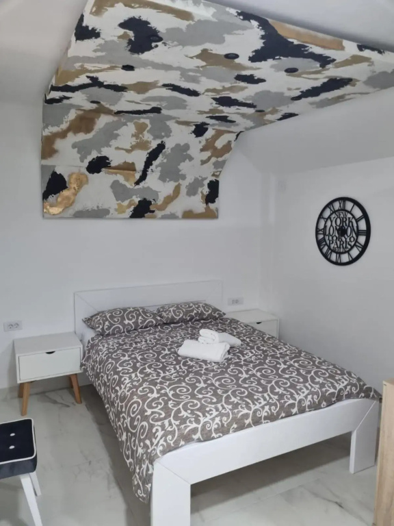 River side suites