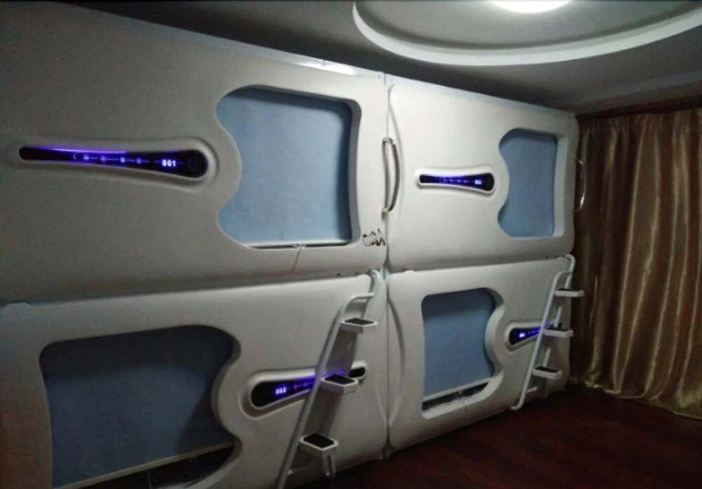 Full Cabin Hostel