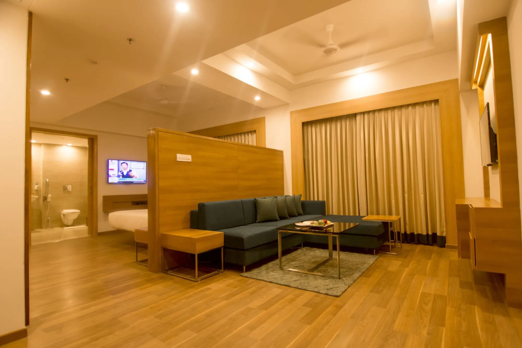 Lemon Tree Hotel, Sector 60, Gurugram