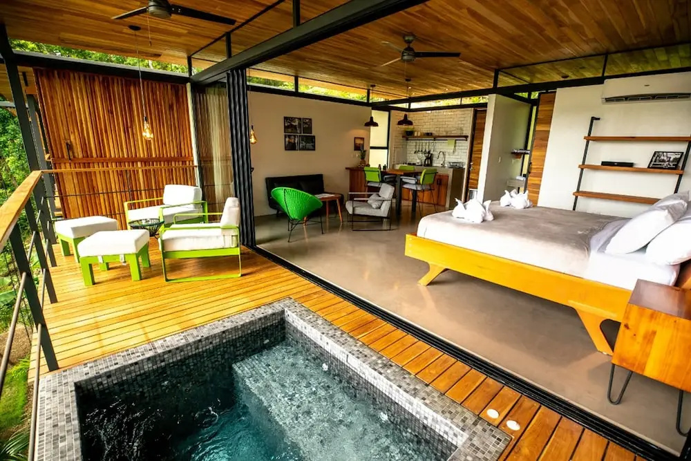 The Green House, Santa Teresa - Adults Only