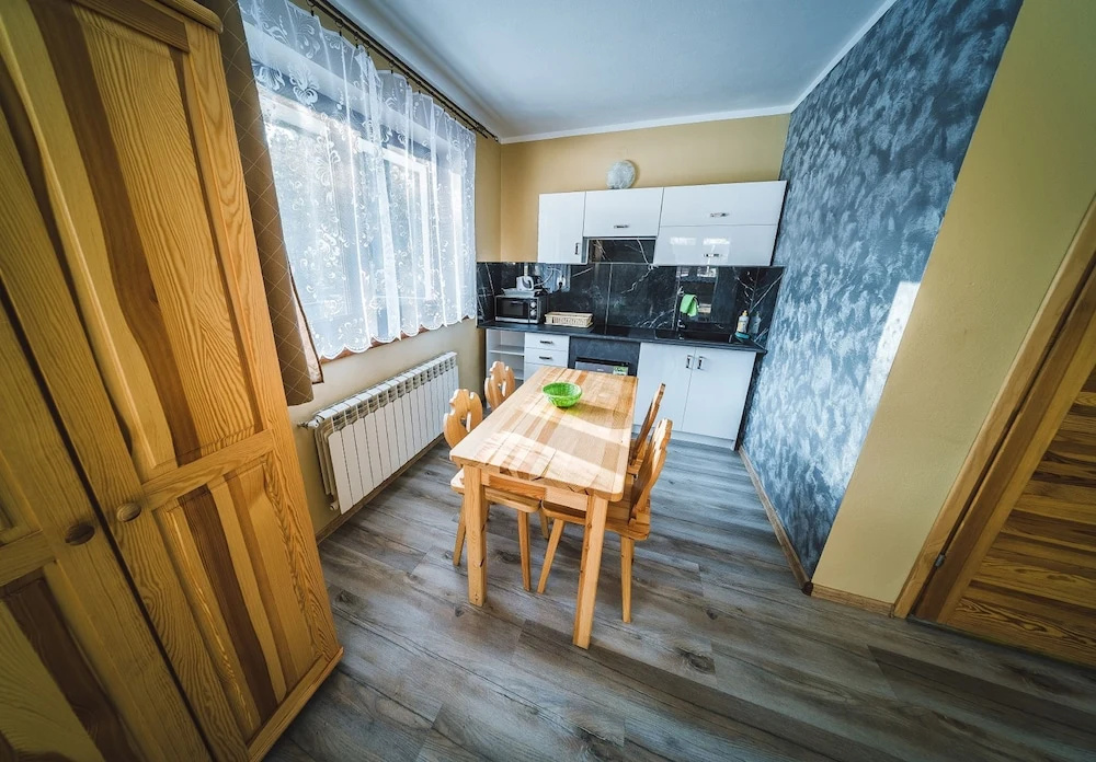 Pokoje i Apartamenty Nad Potokiem
