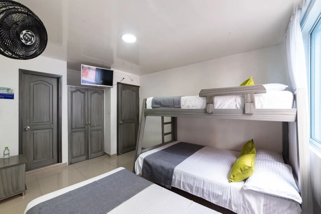 Hotel Exito