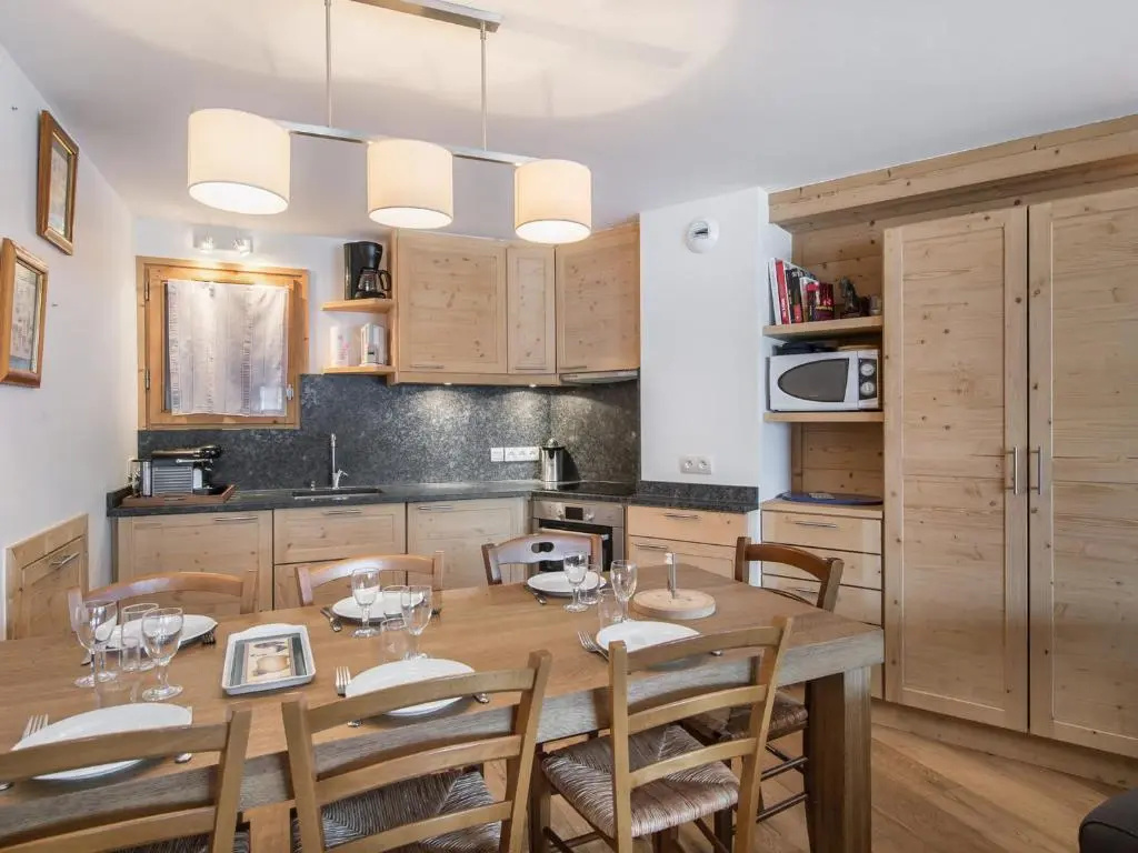 Appartement Méribel, 4 pièces, 8 personnes - FR-1-565-13
